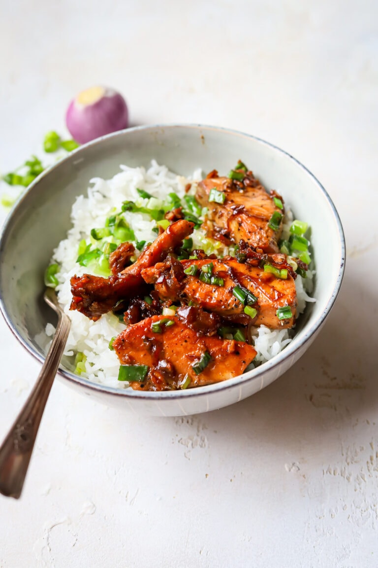 Vietnamese Caramelized Salmon (Ca Hoi Kho) Cooking Therapy
