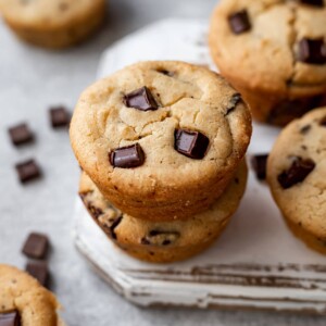 chocolate chip mochi muffins
