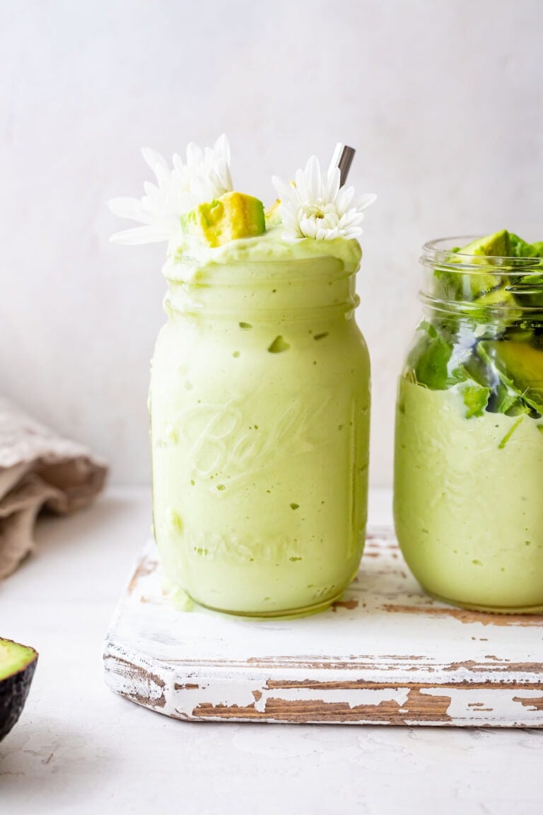 sinh-to-bo-4-ingredient-vietnamese-avocado-smoothie-cooking-therapy