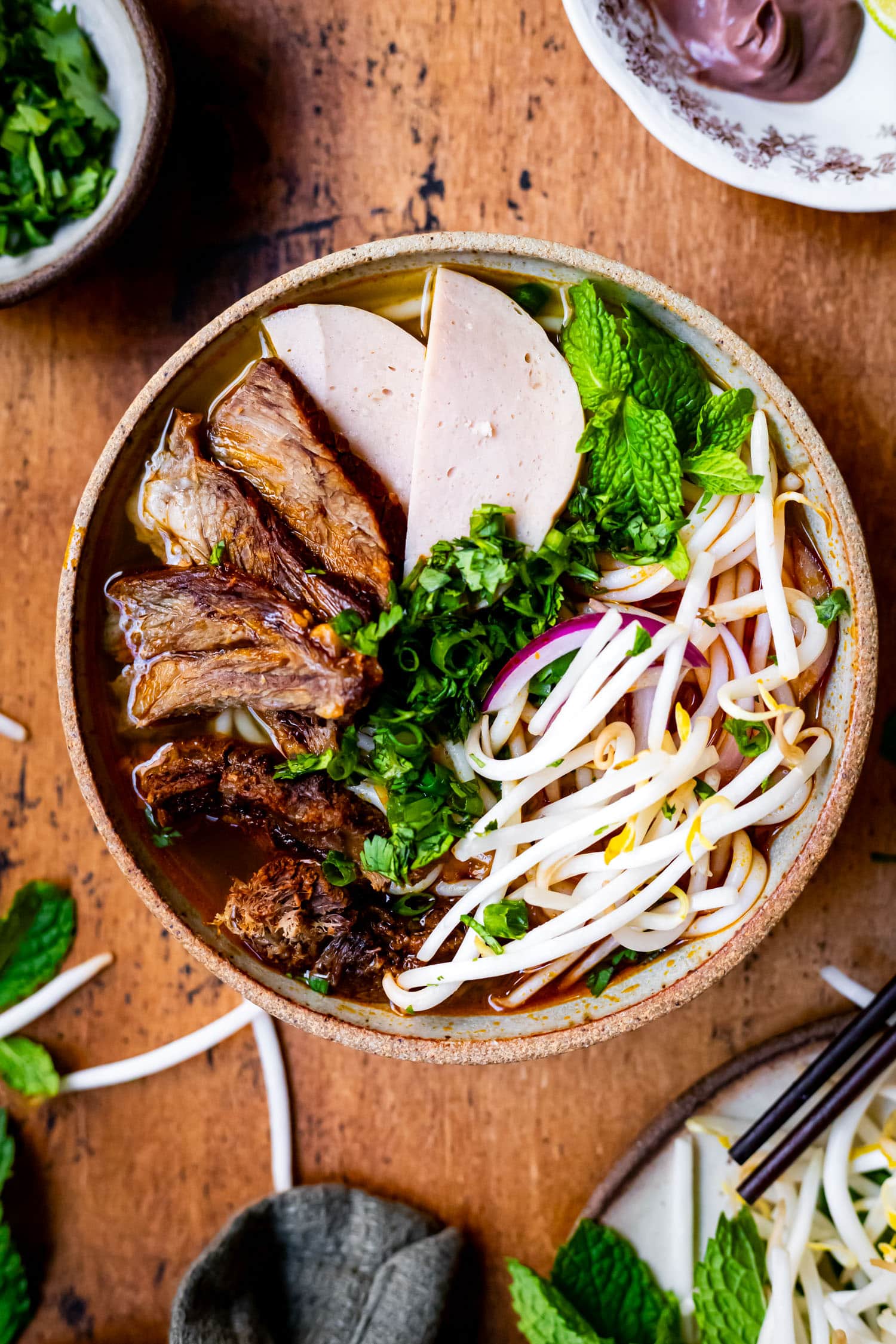 The Best Bun Bo Hue (Spicy Vietnamese Beef Noodle Soup) - Cooking Therapy