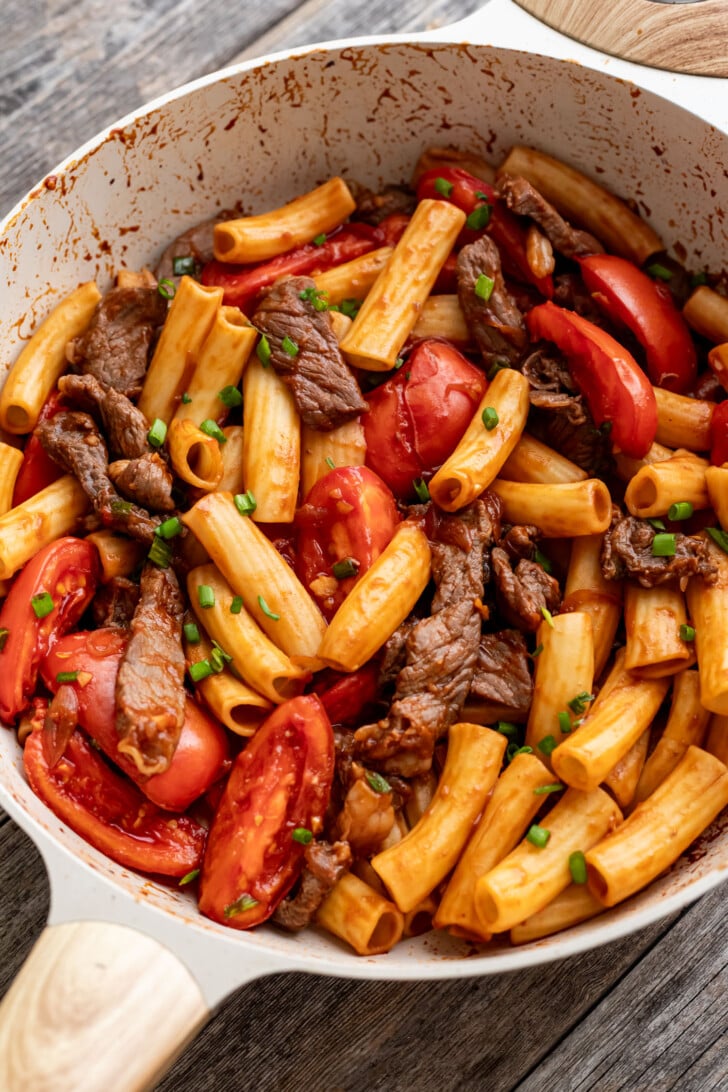 Cooked Nui Xao Bo in a fry pan