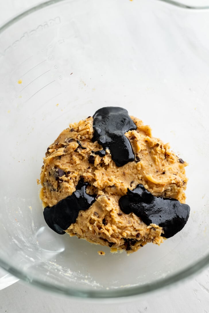 Black sesame paste on cookie dough.